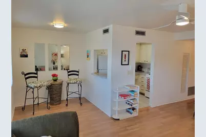 5945 21st Street N #18, Saint Petersburg, FL 33714 - Photo 9
