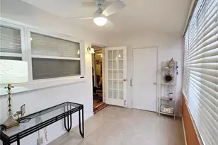 5945 21st St N, Saint Petersburg, FL 33714 - Photo 11