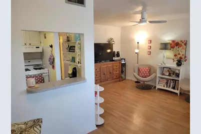 5945 21st Street N #18, Saint Petersburg, FL 33714 - Photo 5