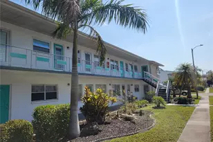 5945 21st St N, Saint Petersburg, FL 33714 - Photo 1
