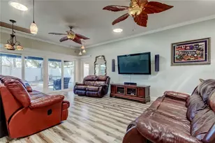 1821 Driftwood Cir N, Oldsmar, FL 34677 - Photo 43