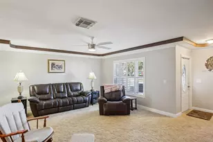1640 Bentwood Dr, Sun City Center, FL 33573 - Photo 5