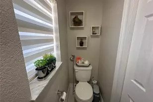 7009 Salinas Ct, Tampa, FL 33634 - Photo 13