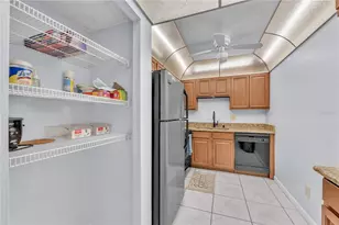 801 Russell Ln, Brandon, FL 33510 - Photo 11