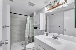 801 Russell Ln, Brandon, FL 33510 - Photo 5