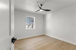 646 36th Ave N, Saint Petersburg, FL 33704 - Photo 19