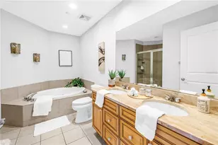 449 S 12th St, Tampa, FL 33602 - Photo 9