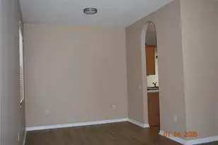 909 Grand Canyon Dr, Valrico, FL 33594 - Photo 5