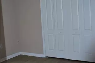 909 Grand Canyon Dr, Valrico, FL 33594 - Photo 9