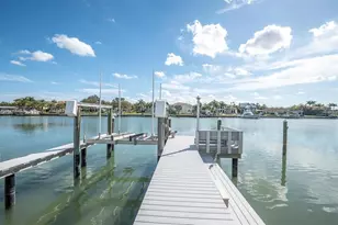 309 Buttonwood Ln, Largo, FL 33770 - Photo 1
