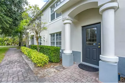 9550 Charlesberg Drive, Tampa, FL 33635 - Photo 53