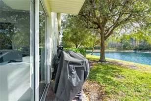 9550 Charlesberg Dr, Tampa, FL 33635 - Photo 33