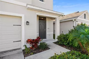 32756 Ansley Bloom Ln, Wesley Chapel, FL 33543 - Photo 5