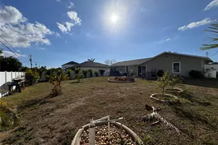 1323 NW 7th Pl, Cape Coral, FL 33993 - Photo 25
