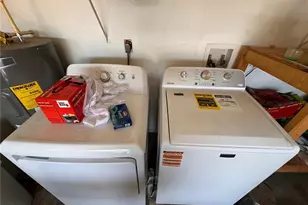 1323 NW 7th Pl, Cape Coral, FL 33993 - Photo 21