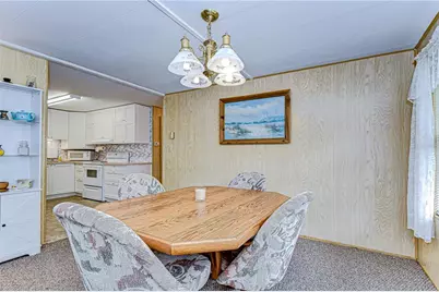 6128 Ridgewood Drive, Zephyrhills, FL 33542 - Photo 17