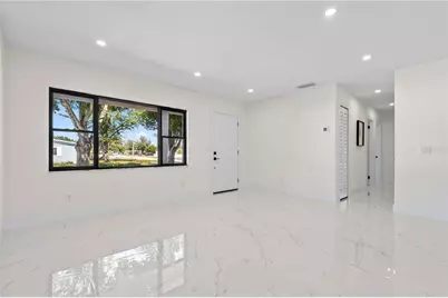 8014 W Comanche Avenue, Tampa, FL 33615 - Photo 11