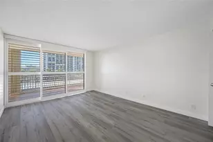 1430 Gulf Blvd, Clearwater Beach, FL 33767 - Photo 25