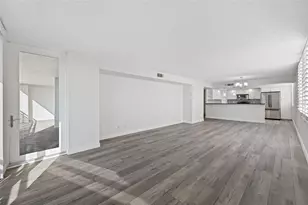 1430 Gulf Blvd, Clearwater Beach, FL 33767 - Photo 17