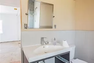 6213 Sanders Dr, Tampa, FL 33611 - Photo 39