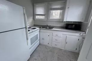 1310 28th St N, Saint Petersburg, FL 33713 - Photo 7