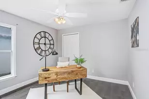 807 Cape Cod Cir, Valrico, FL 33594 - Photo 19