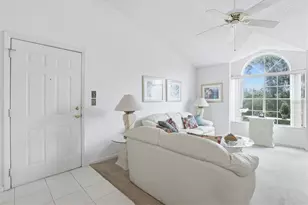 2101 Fox Chase Blvd, Palm Harbor, FL 34683 - Photo 7