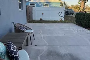 7440 1st St N, Saint Petersburg, FL 33702 - Photo 3