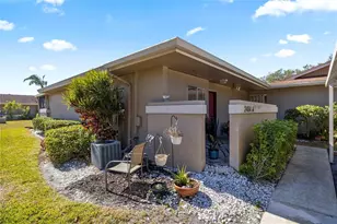 2484 Laurelwood Dr, Clearwater, FL 33763 - Photo 1