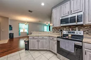 2357 Richwood Pike Dr, Ruskin, FL 33570 - Photo 13