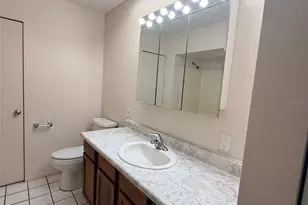 3943 Freedom Ave, Sarasota, FL 34231 - Photo 7