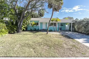 518 77th Ave, Saint Pete Beach, FL 33706 - Photo 1