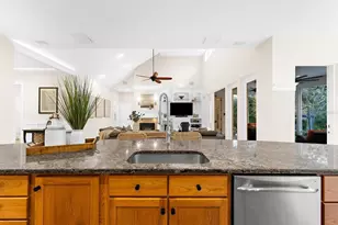 653 Old East Lake Rd, Tarpon Springs, FL 34688 - Photo 25