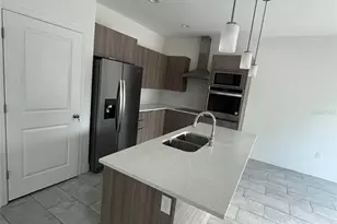 1315 E Benbow Cir, Labelle, FL 33935 - Photo 17