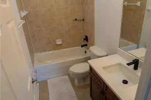 4639 Overlook Dr NE, Saint Petersburg, FL 33703 - Photo 17