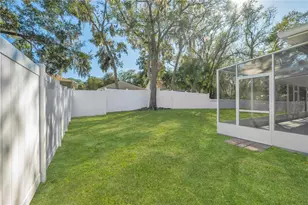 17115 Falconridge Rd, Lithia, FL 33547 - Photo 27