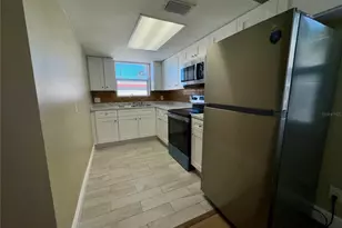 9805 N 46th St, Tampa, FL 33617 - Photo 31