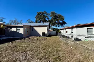9805 N 46th St, Tampa, FL 33617 - Photo 41