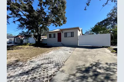 9805 N 46th Street, Tampa, FL 33617 - Photo 3