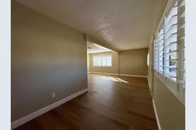 9805 N 46th Street, Tampa, FL 33617 - Photo 13