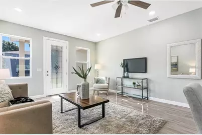 5037 23rd St N, Saint Petersburg, FL 33714 - Photo 3