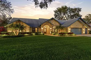 3612 Sugar Loaf Ln, Valrico, FL 33596 - Photo 7