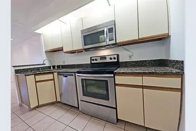 10488 Saint Tropez Place #102, Tampa, FL 33615 - Photo 13
