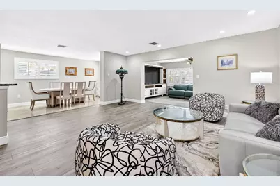 8718 Tahiti Lane, Tampa, FL 33615 - Photo 5