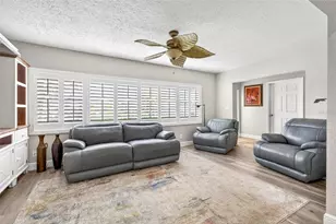 8718 Tahiti Ln, Tampa, FL 33615 - Photo 21