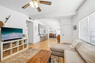 908 Skyview Dr, Brandon, FL 33510 - Photo 7