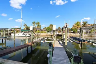 1013 Apollo Beach Blvd, Apollo Beach, FL 33572 - Photo 11