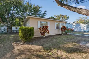 1001 Hull St S, Gulfport, FL 33707 - Photo 23