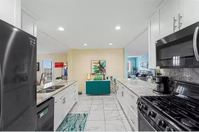 8198 Terrace Garden Drive N #411, Saint Petersburg, FL 33709 - Photo 13