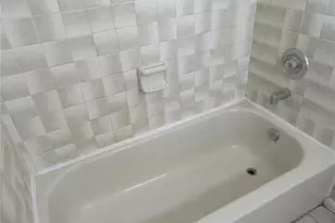 8423 Seminole Blvd, Seminole, FL 33772 - Photo 37